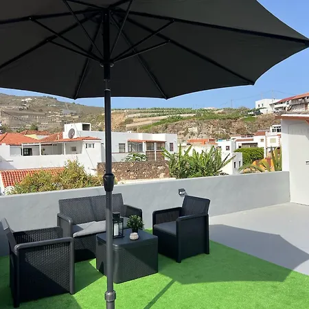 Sobre El Callejon Appartement